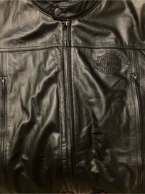 Harley-Davidson Black Leather Motorcycle Jacket with Embossed Shield